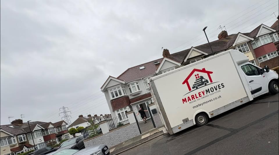 Seamless Move to London – Marley Moves